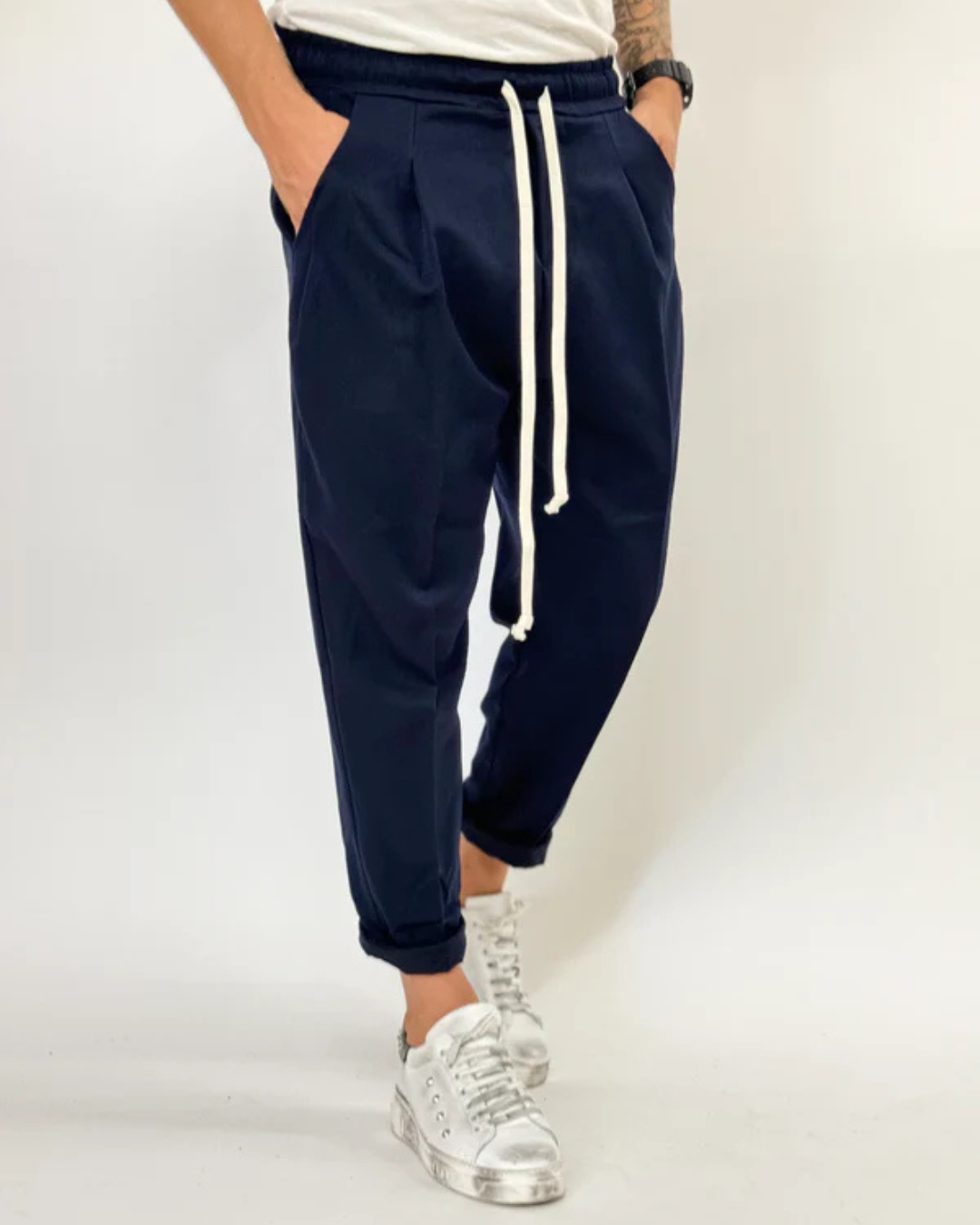 Pantalón casual con bolsillos y cintura de cordón ajustable para Hombre