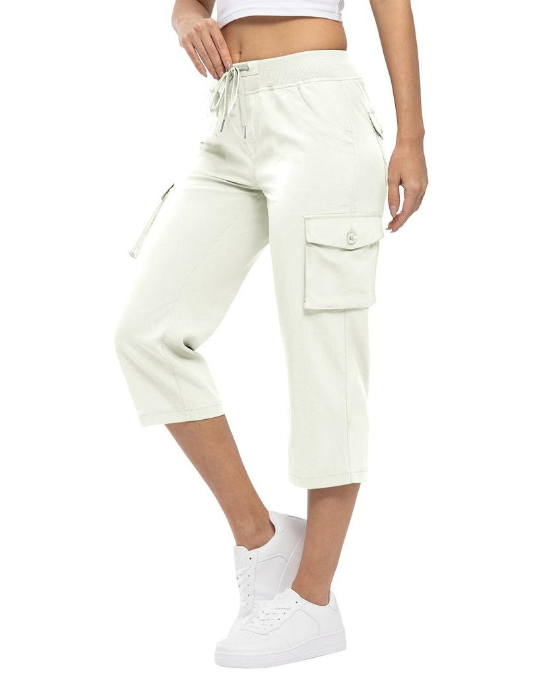 Pantalón cargo capri con bolsillos laterales y cintura ajustable