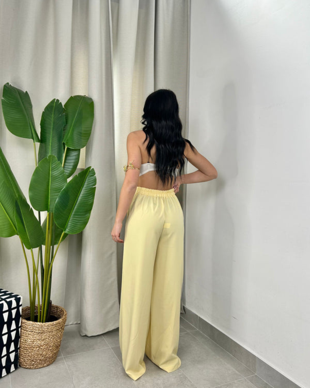 Pantalón y Camisa de Tacto Suave con Ajuste Cómodo y Estilizado