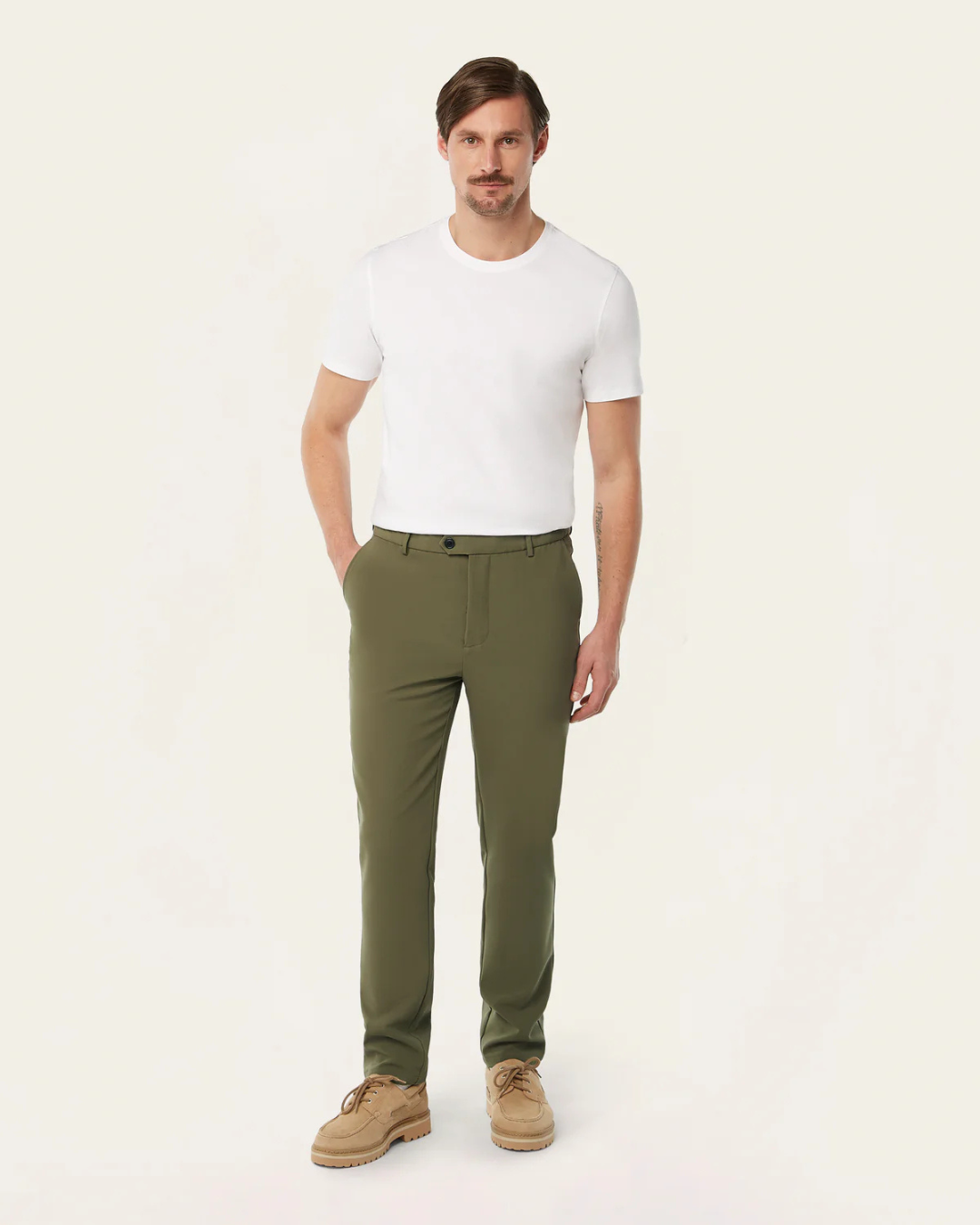 Pantalón Clásico para Hombre con Cremalleras Invisibles en los Bolsillos y Tejido Impermeable