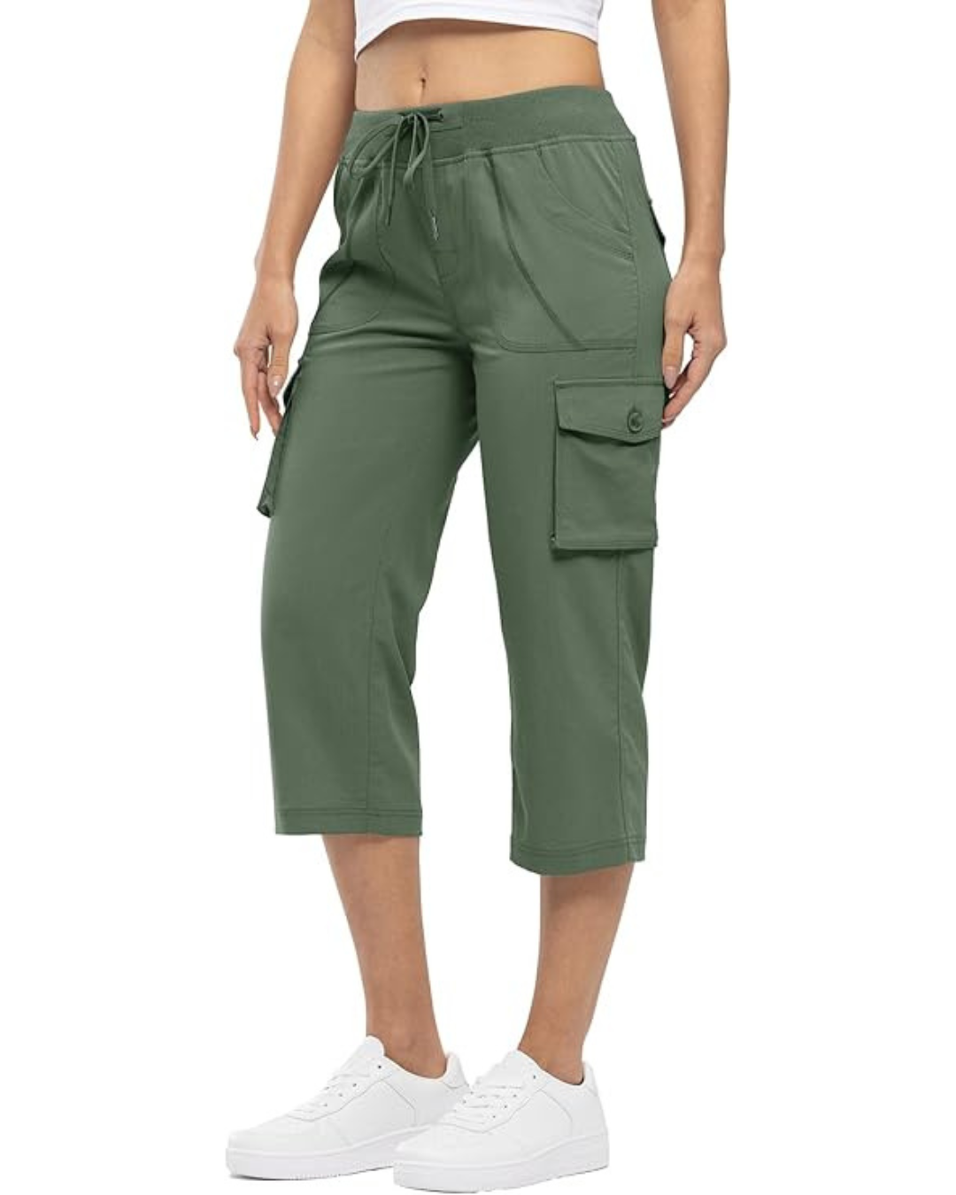 Pantalón cargo capri con bolsillos laterales y cintura ajustable