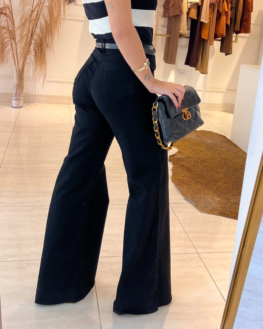 Pantalón de Pierna Ancha y Silueta Fluida para Mujer