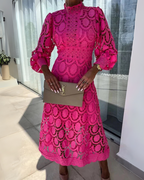 Vestido Largo de Encajes con Maga Estilo Farol