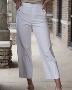 Pantalón Blanco de Vestir para un Estilo Sofisticado