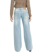 Vaqueros de mujer de corte recto con efecto desgastado y modernos rotos®