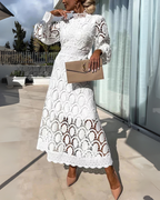 Vestido Largo de Encajes con Maga Estilo Farol