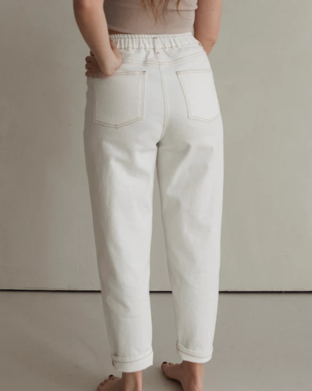 Pantalón Mom Fit con Cintura Elástica y Dobladillo Enrollado para Mujer