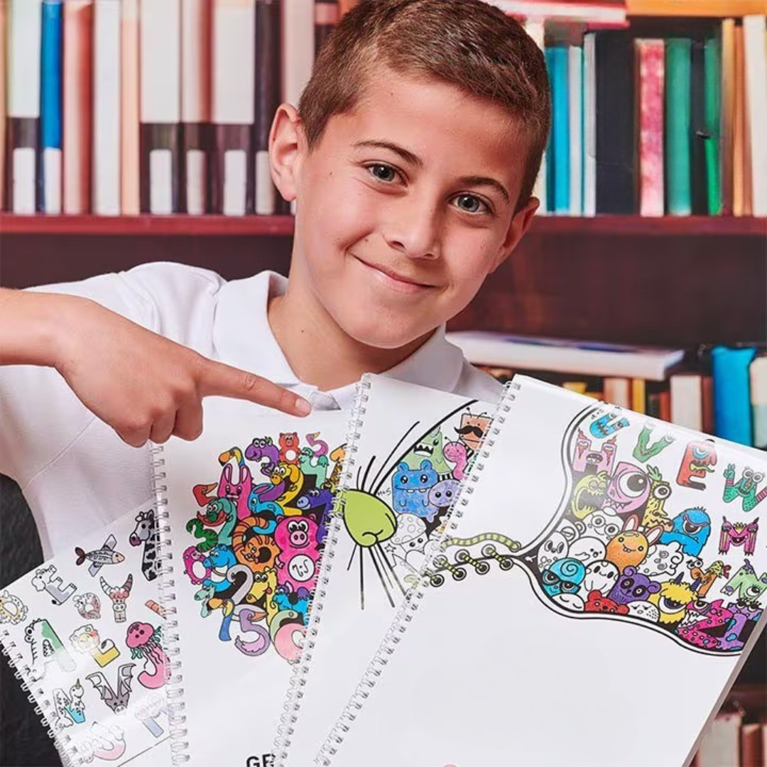 Manuales de escritura con ranuras guiadas y tinta mágica para el aprendizaje