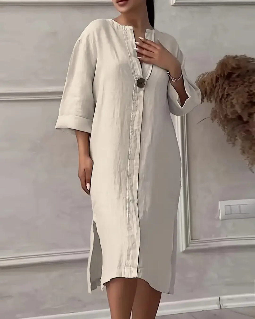 Vestido informal de lino transpirable con escote en V®