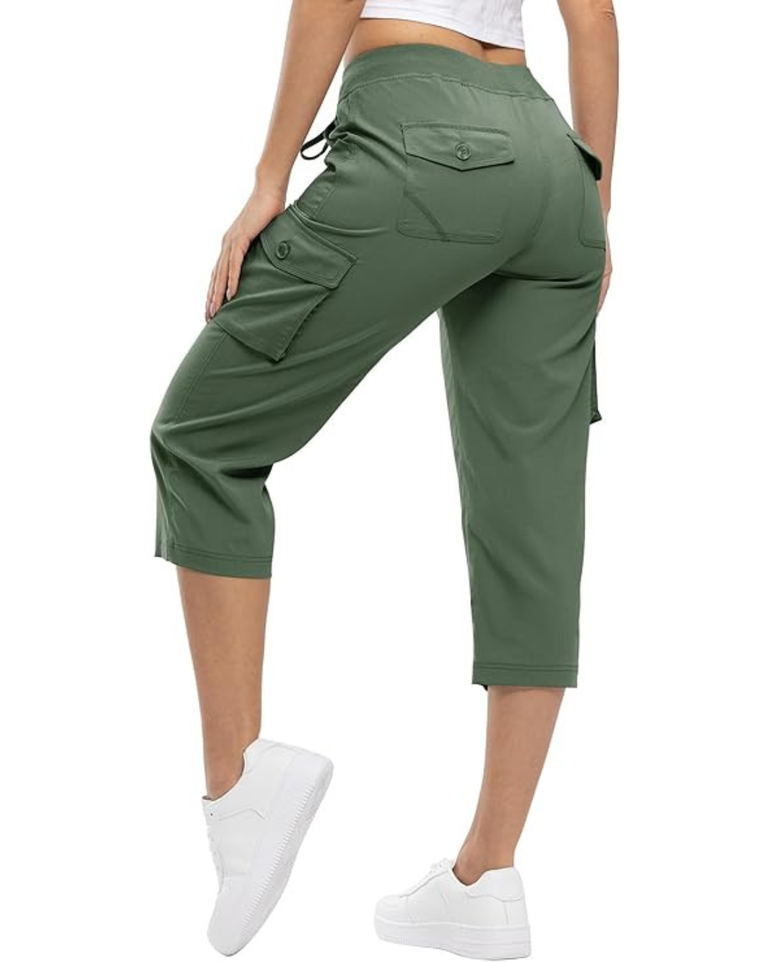 Pantalón cargo capri con bolsillos laterales y cintura ajustable