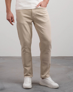 Pantalón de Corte Recto con Tejido Elástico para un Ajuste Cómodo y Elegante
