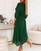 Vestido Elegante con Cuello en V